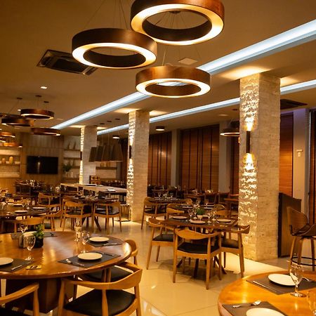 Brii Hotel Araguaina Bagian luar foto