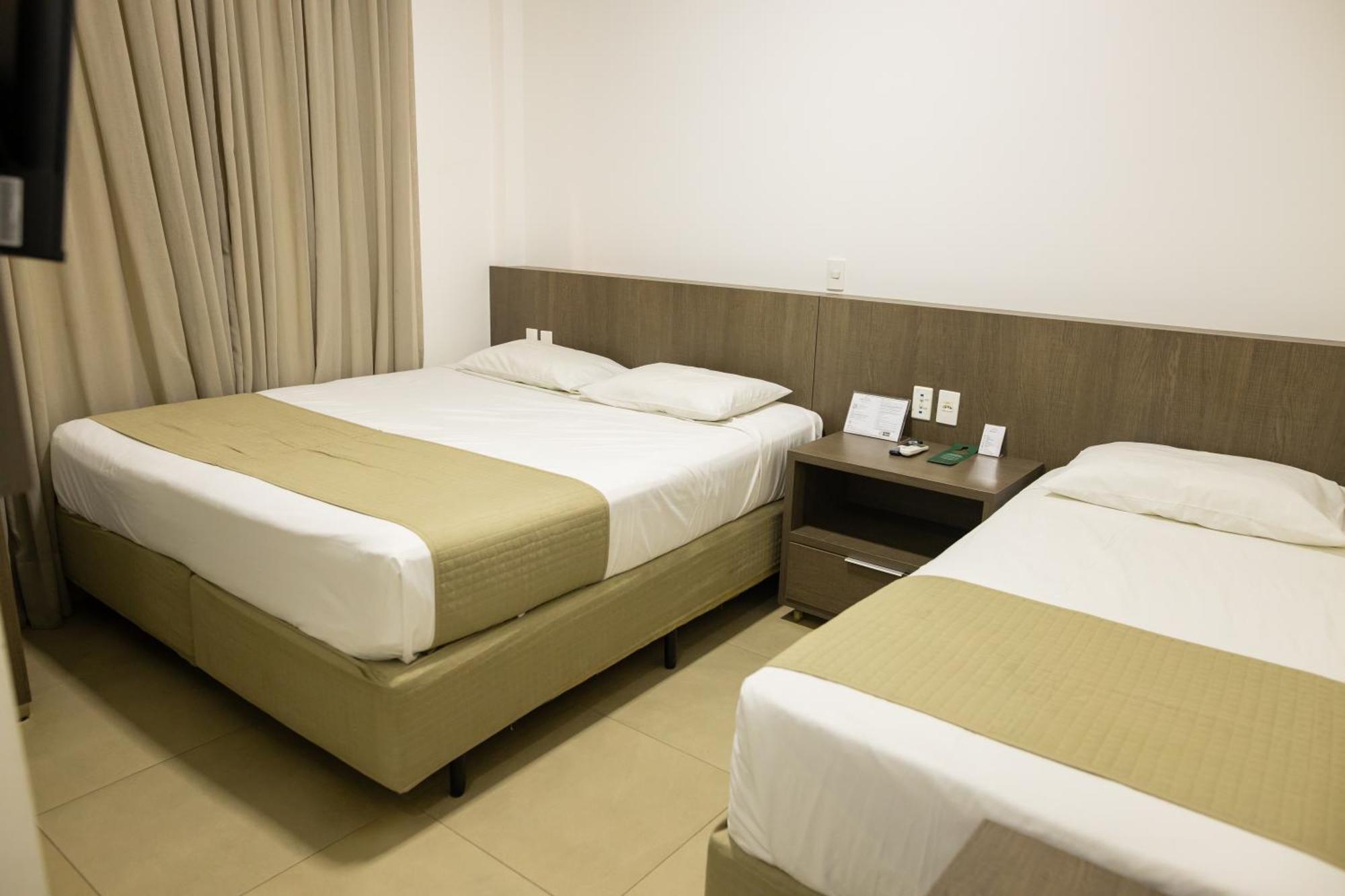 Brii Hotel Araguaina Bagian luar foto